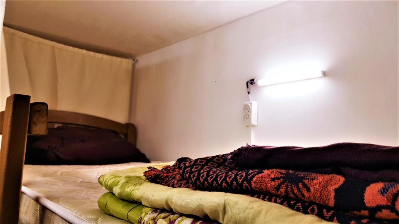 Backpackers Hostel Тбилиси Екстериор снимка