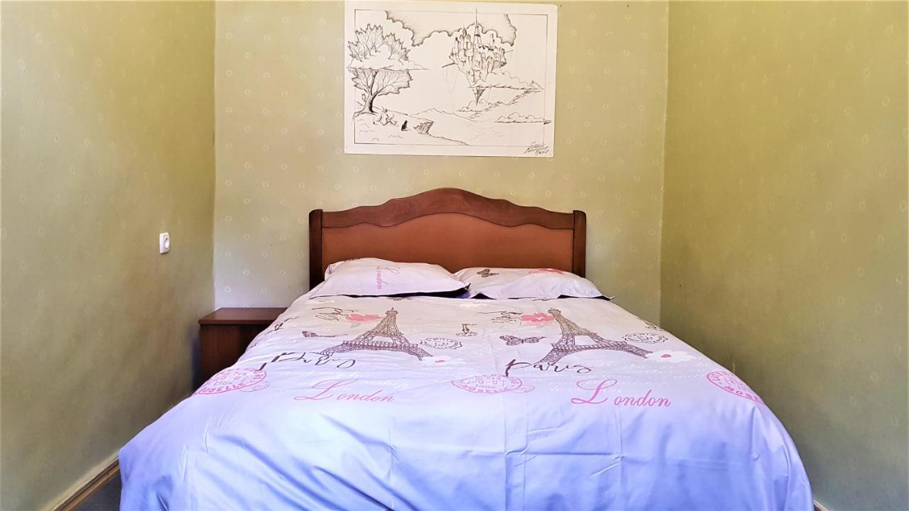 Backpackers Hostel Тбилиси Екстериор снимка