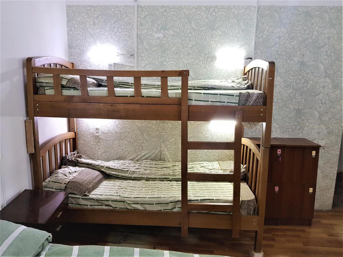 Backpackers Hostel Тбилиси Екстериор снимка