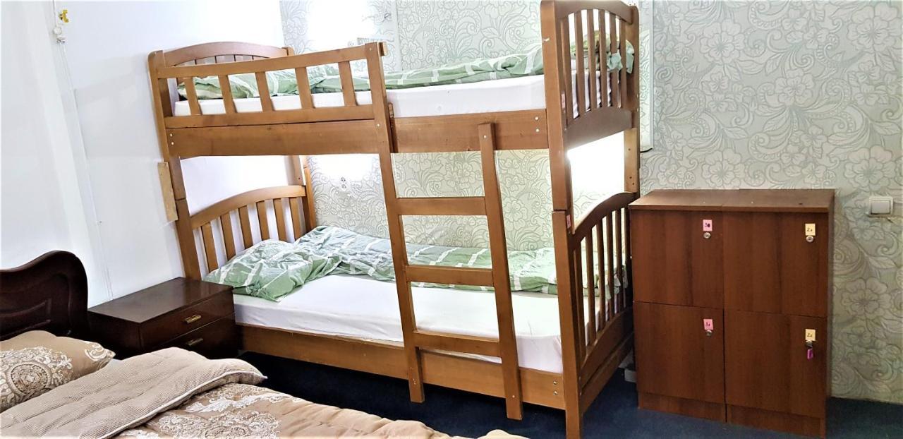 Backpackers Hostel Тбилиси Екстериор снимка