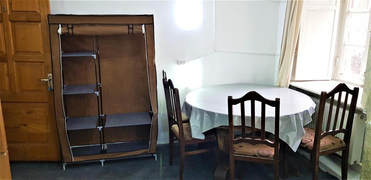 Backpackers Hostel Тбилиси Екстериор снимка