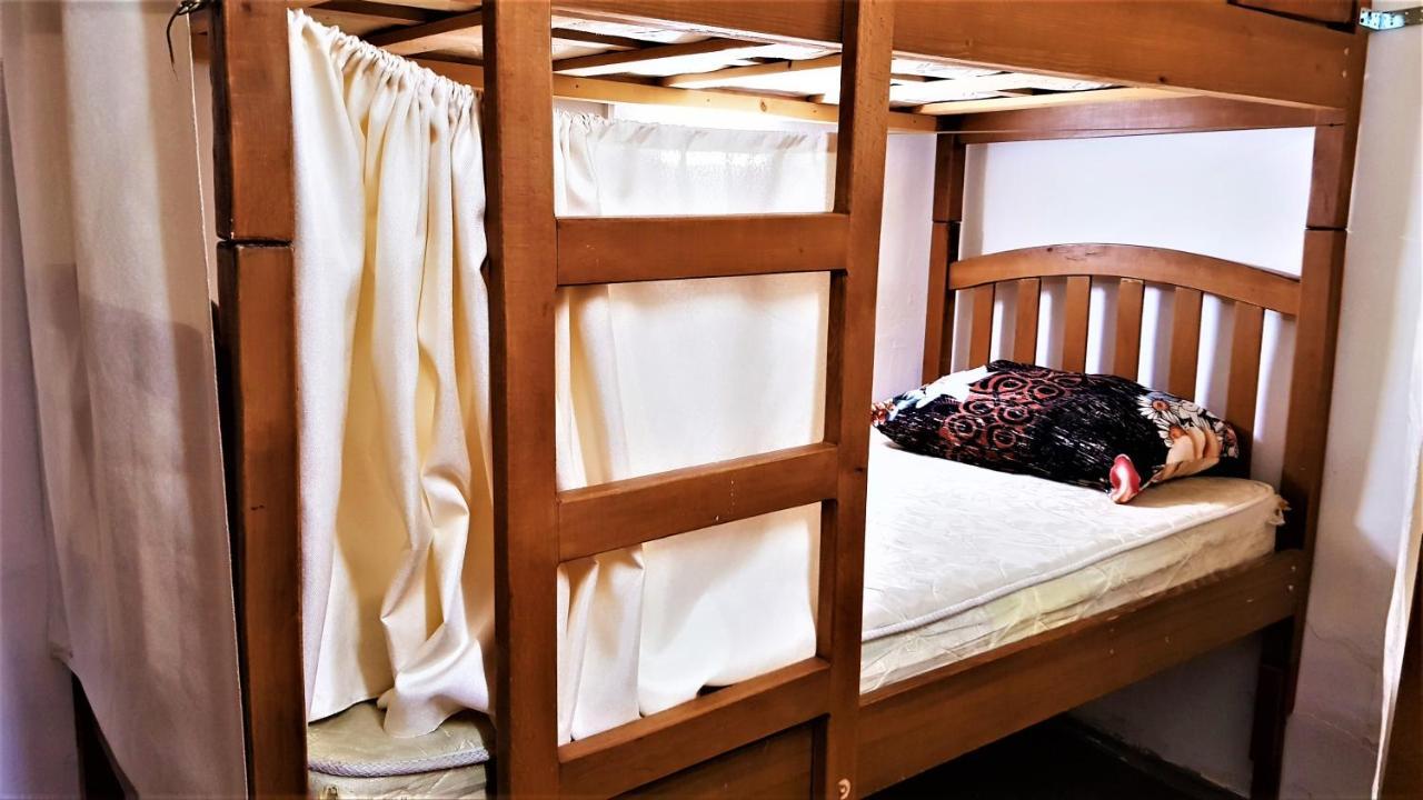 Backpackers Hostel Тбилиси Екстериор снимка